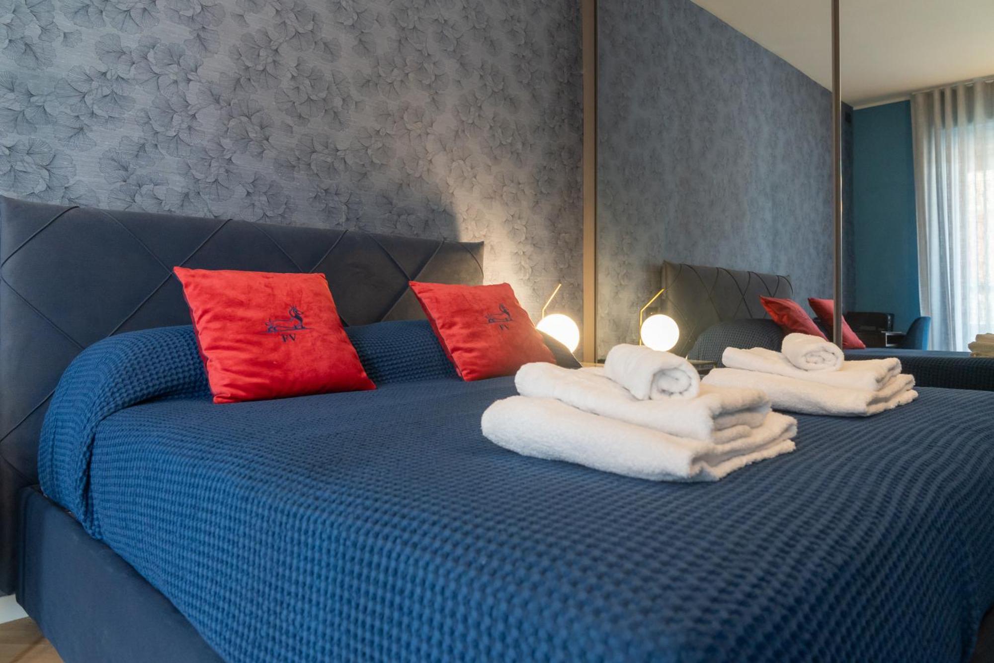 Suite Casa Degli Specchi, Appartamento Di Lusso In Galleria Buenos Aires Milan Extérieur photo